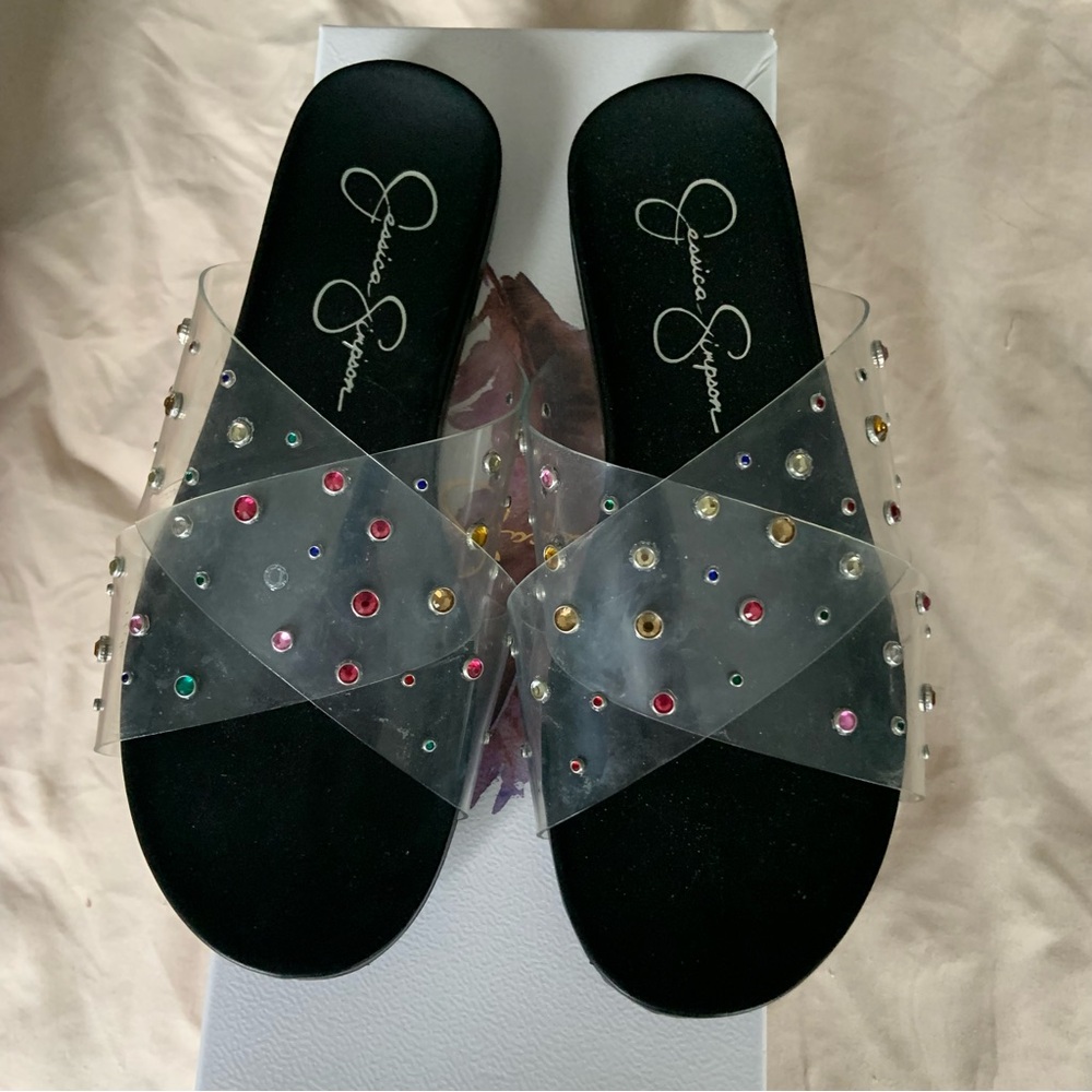 LIKE NEW JESSICA SIMPSON SIZE 5.5 sandals clear with diamonds